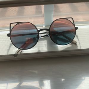 Cat Eyed sunnies😼